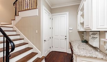 17744 Pecan Shadows Dr, Baton Rouge, LA 70810