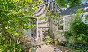 20 Anthony St, Newport, RI 02840