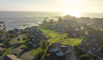 219 Schooner Bay Dr, Brookings, OR 97415