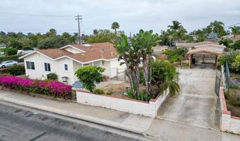 402-4 Santa Barbara St, Oceanside, CA 92058