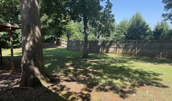 135 Central Ave, Benton, TN 37307