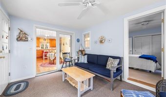 146 Bay View Ave, Bristol, RI 02809