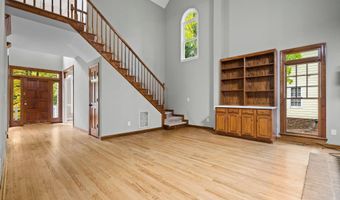 1008 W Sterlington Pl, Apex, NC 27502