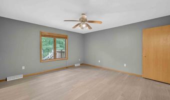 626 Samuel Dr, Madison, WI 53717