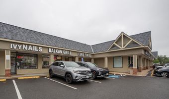 5813 FIFER Dr, Alexandria, VA 22303