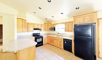 1106 W Eagle Pass, Alpine, TX 79830
