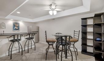 305 Arbor Glen Dr, Ballwin, MO 63021