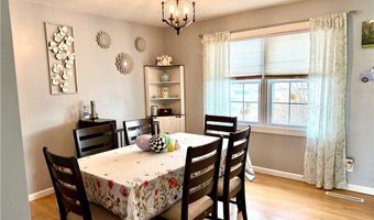 427 Van Roen Rd, Utica, NY 13502