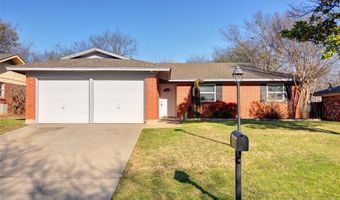 208 Rolling Hills Dr, Aledo, TX 76008