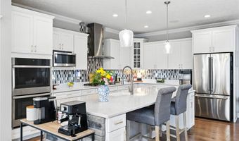 214 Stoneridge Ln, Adams Twp., PA 16046