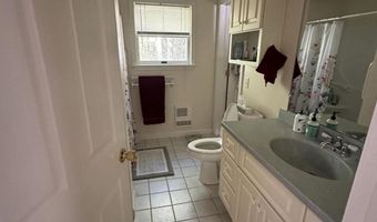 37 Cortland Cir 37, Bangor, ME 04401