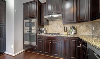 25850 CLAIRMONT MANOR Sq, Aldie, VA 20105