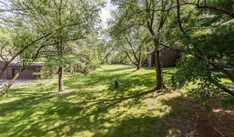 22 Haverhill Ct, Ann Arbor, MI 48105