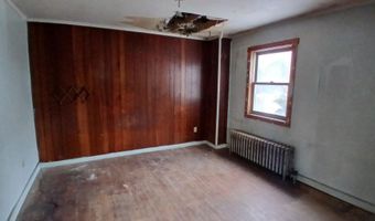 12 Pleasant St, Barre, VT 05641