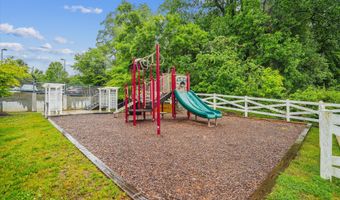 206 ASHTON MARKET Aly, Ashton, MD 20861
