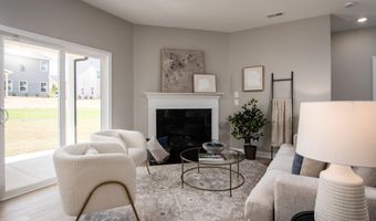 301 Glassmine Trl 48, Aberdeen, NC 28315