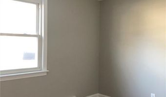 7 Sherbrook Rd, Barrington, RI 02806