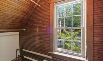 206 Lewis Hill Rd, Bethlehem, NH 03574