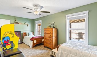 57 Lakeview Pt, Alexander City, AL 35010