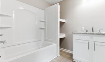 307 S Lawnview Dr, Austin, IN 47102