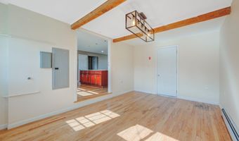 280 S Bayview Ave, Amityville, NY 11701