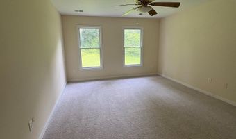 3502 HOLLY Rd, Annandale, VA 22003