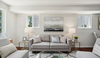 4224 SOUTHERN Ave SE, Washington, DC 20019