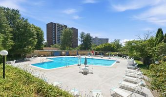 7541 SPRING LAKE Dr B-2, Bethesda, MD 20817