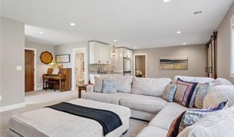 4212 Parkview Ln, Anoka, MN 55303