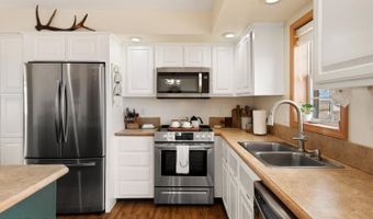 57 INDIANWOOD Trl, Boulder, WY 82923