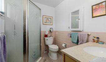 539 Newark St, Aurora, CO 80010