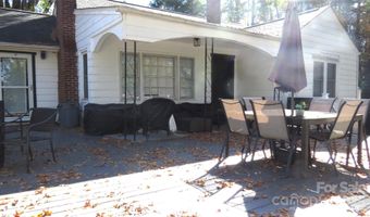 2104 Hillcrest Ave, Albemarle, NC 28001