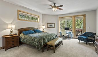 152 NW Champanelle Way, Bend, OR 97703