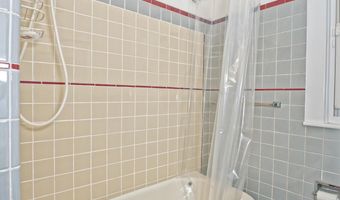 22 Lawnridge Ave, Albany, NY 12208