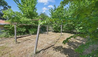 402 S Watson St, Alvarado, TX 76009