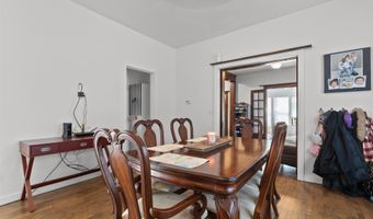 120 E PACIFIC St, Appleton, WI 54911