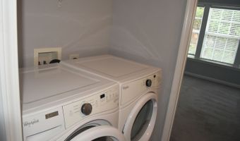 1078 Prestwyck Ct, Alpharetta, GA 30004