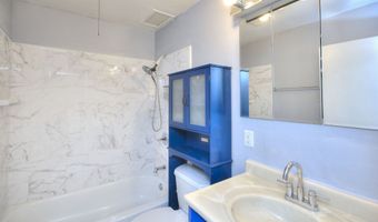50 Greenhouse Rd 17A, Bridgeport, CT 06606