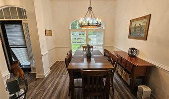 121 Roxbury Ct, Advance, NC 27006