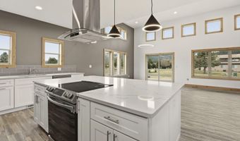 10 Bellflower Ct, Blanchard, ID 83804