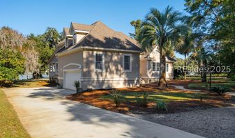 210 Old Plantation Dr, Beaufort, SC 29907