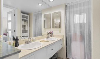 6151 Calle Mariselda 302, San Diego, CA 92124