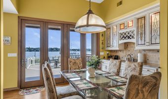 99 Holly Ln, Bayville, NJ 08721