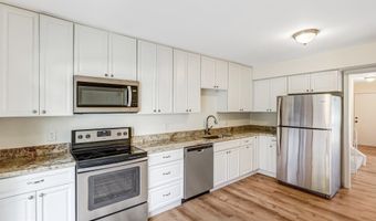 4923 CASIMIR St, Annandale, VA 22003
