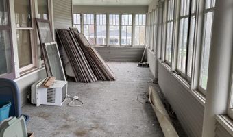 701 MAPLE St, Atlantic, IA 50022