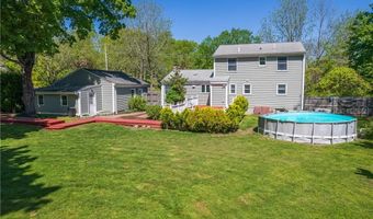 33 Wilbur Rd, Lincoln, RI 02865