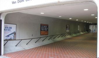200 N PICKETT St 1514, Alexandria, VA 22304