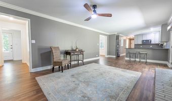 22 Shady Ln, Albertville, AL 35950