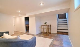 6208 Bixby Ave, Affton, MO 63123