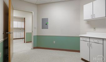 700 Sunset Dr 102, Athens, GA 30606